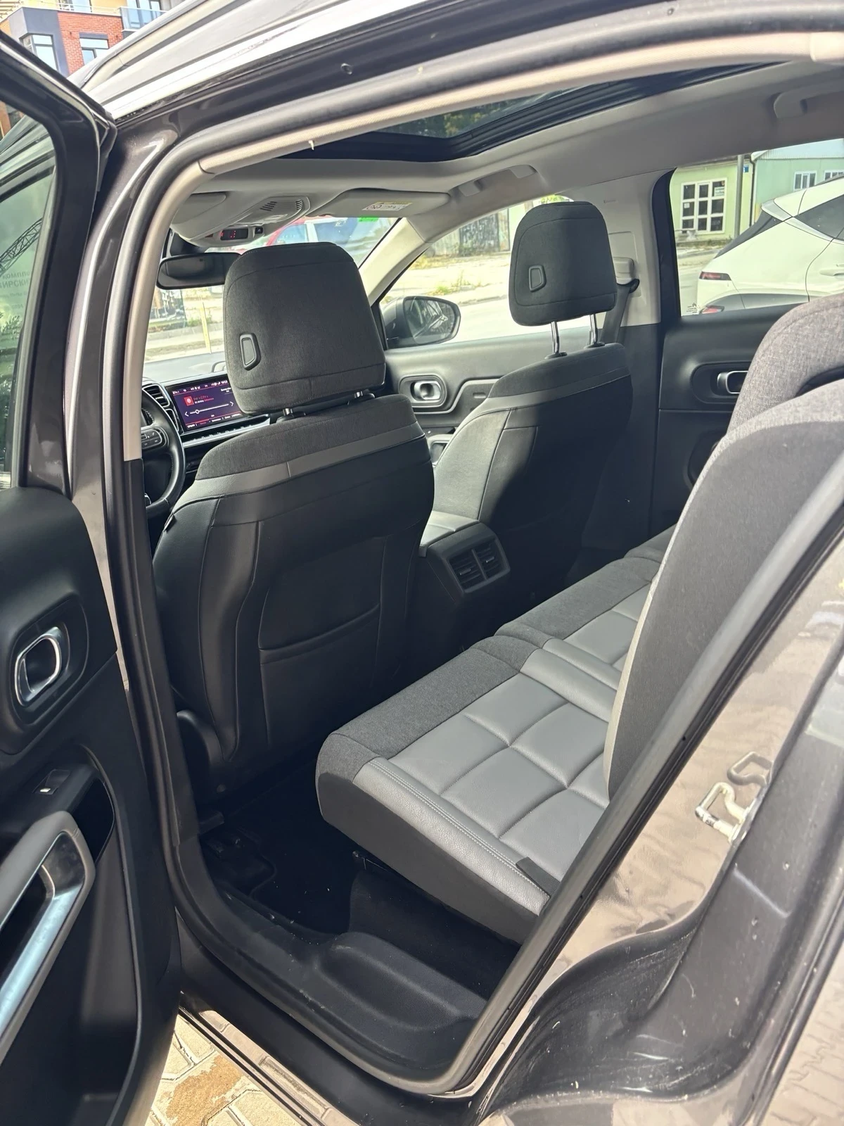 Citroen C5 Aircross 1.5 HDI SHINE , снимка 8 - Автомобили и джипове - 56015622