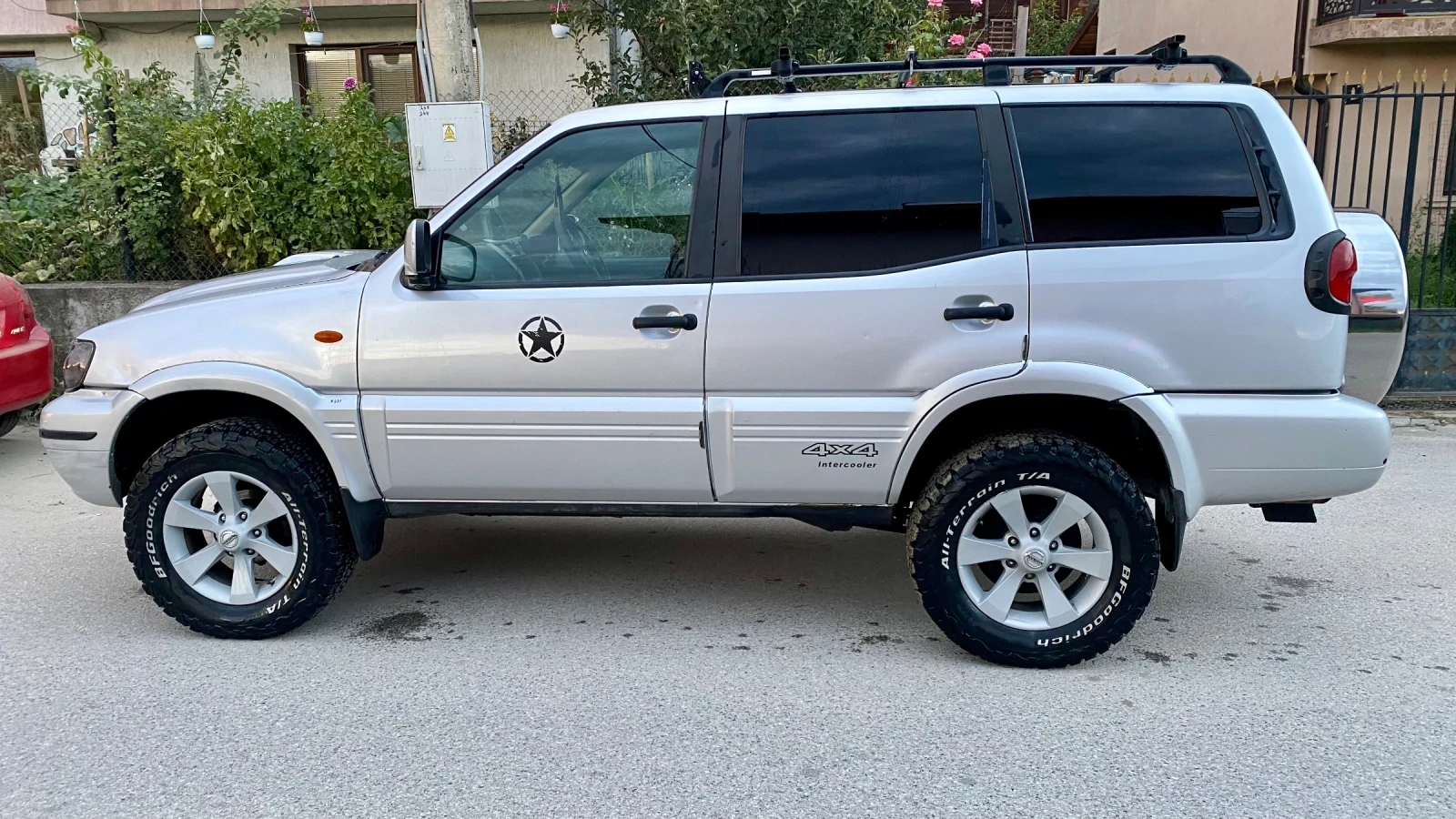 Nissan Terrano, снимка 4 - Автомобили и джипове - 56144732