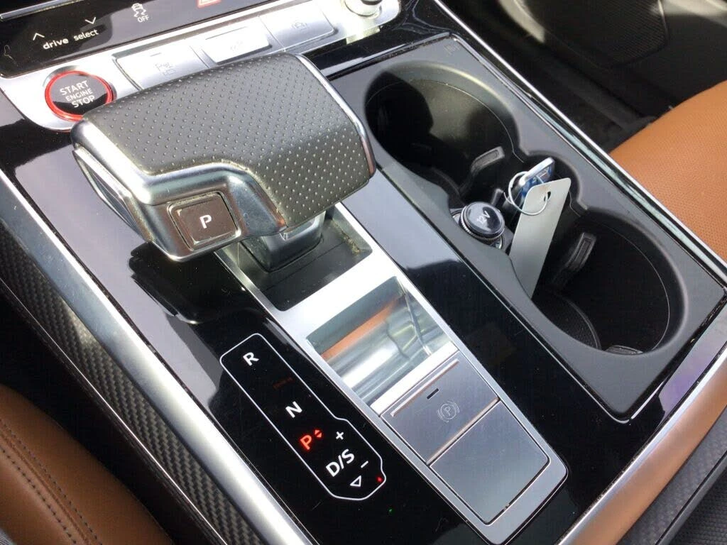 Audi RSQ8 4.0T* CARBON PACK* DISTRONIC* �����* 360* ������ � | Mobile.bg � ����������� 14