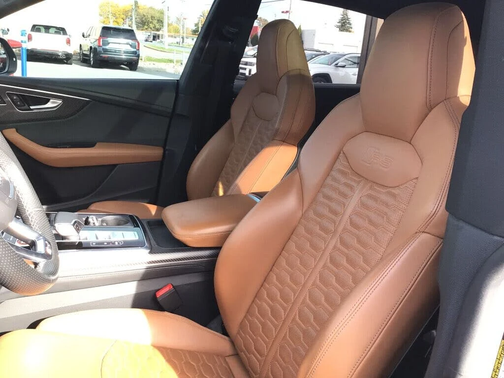 Audi RSQ8 4.0T* CARBON PACK* DISTRONIC* �����* 360* ������ � | Mobile.bg � ����������� 9