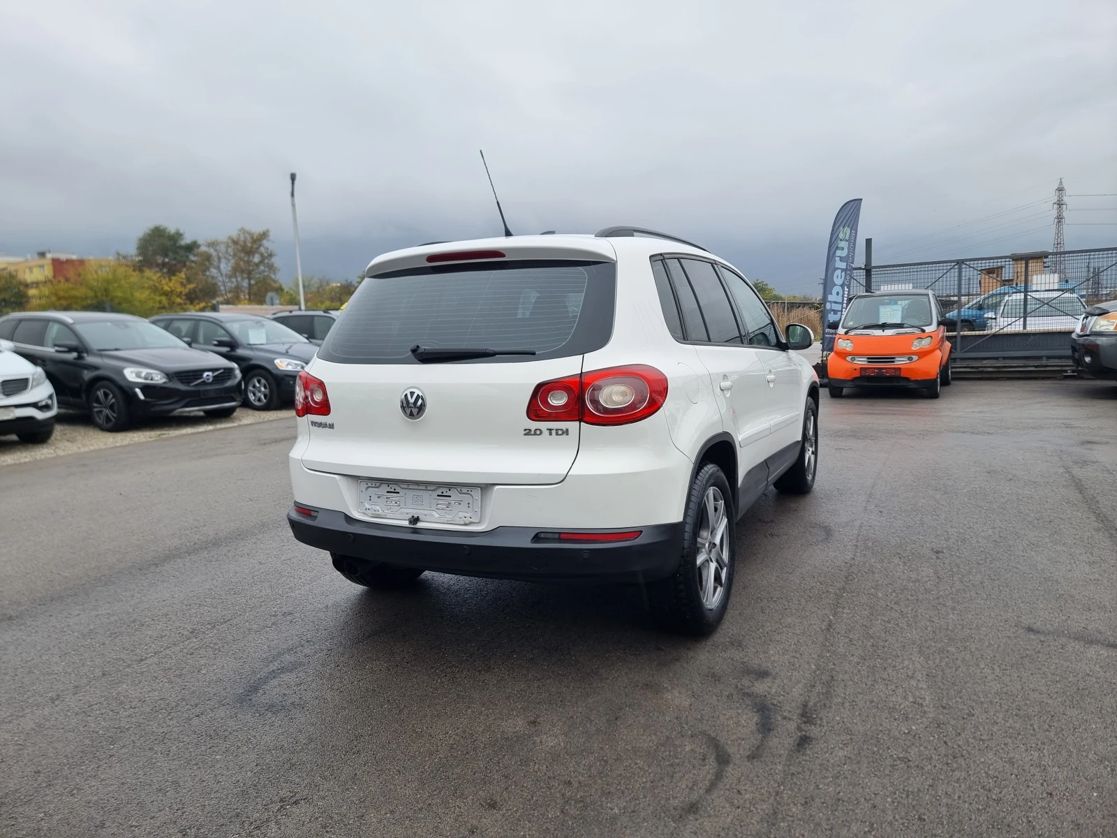 VW Tiguan 2.0TDI, снимка 6 - Автомобили и джипове - 56739279