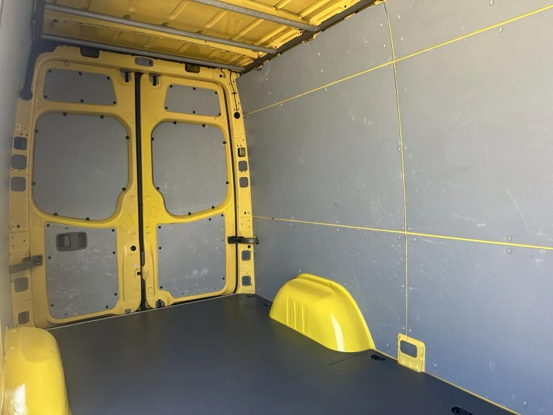 Mercedes-Benz Sprinter 318, снимка 9 - Бусове и автобуси - 50868493