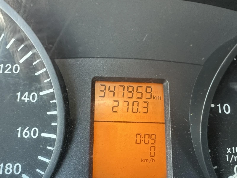 Mercedes-Benz Sprinter 318, снимка 15 - Бусове и автобуси - 50868493