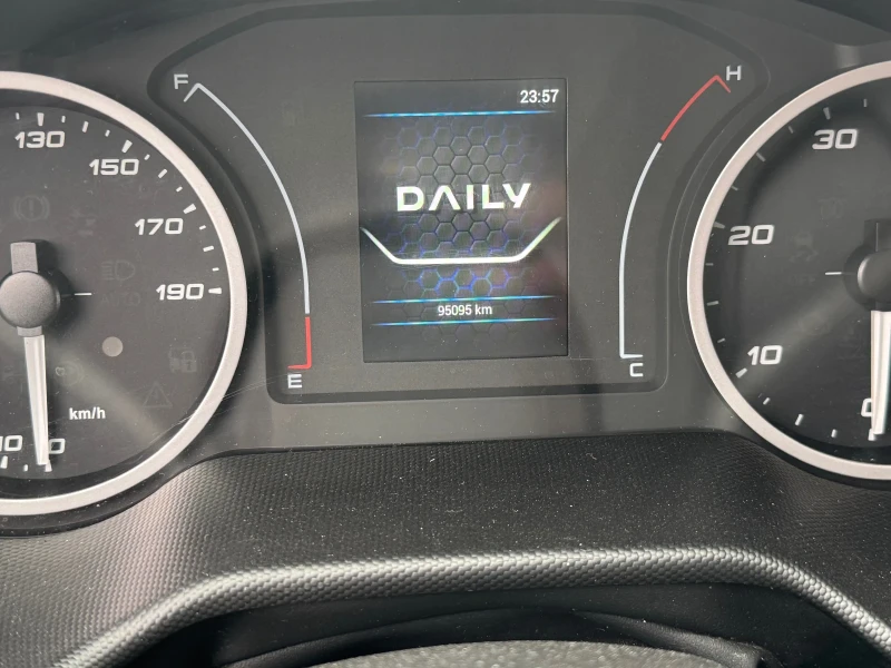 Iveco 35c15 ЛИЗИНГ 8g tronik, снимка 9 - Бусове и автобуси - 51984023