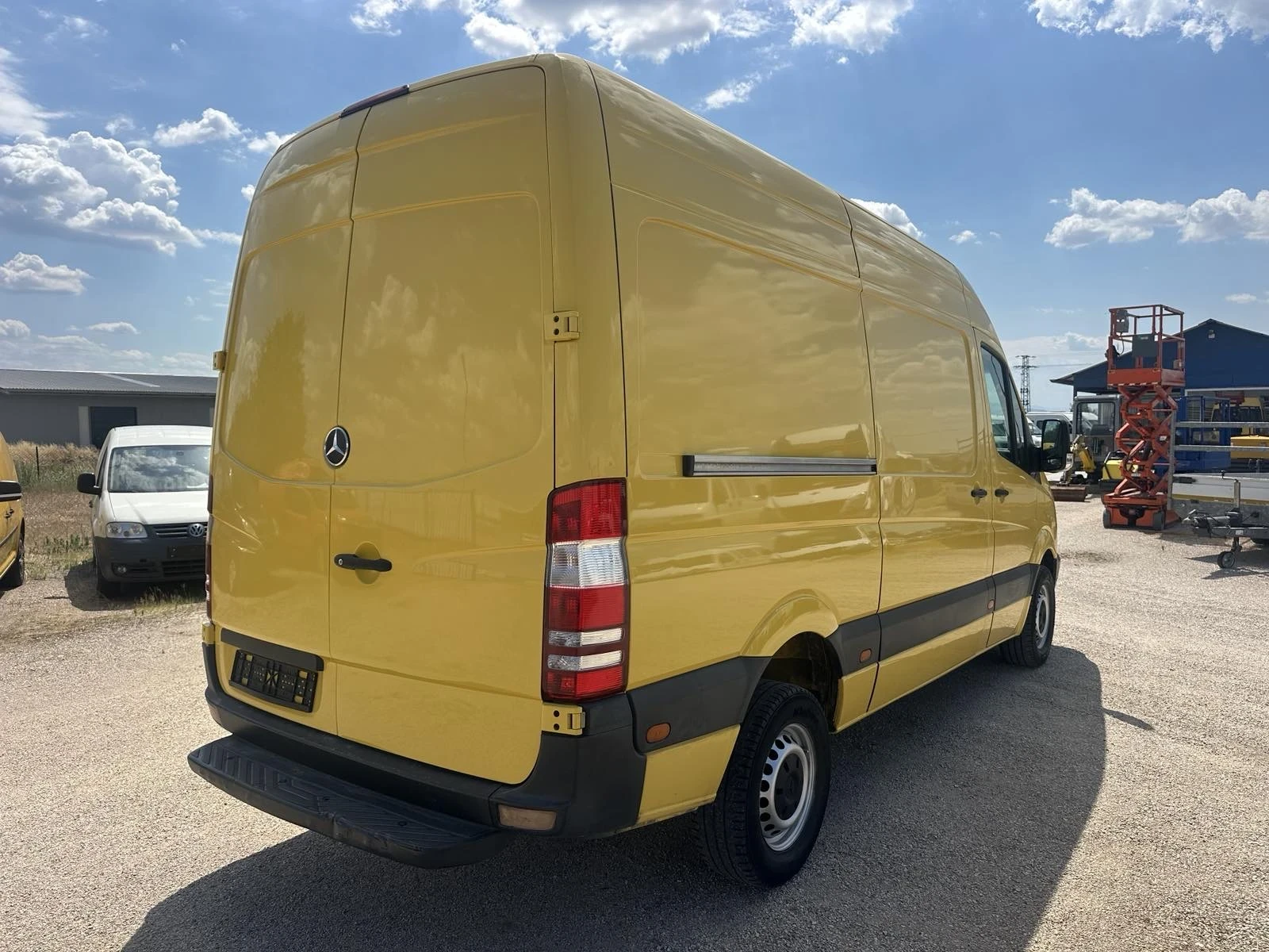 Mercedes-Benz Sprinter 318  - изображение 4