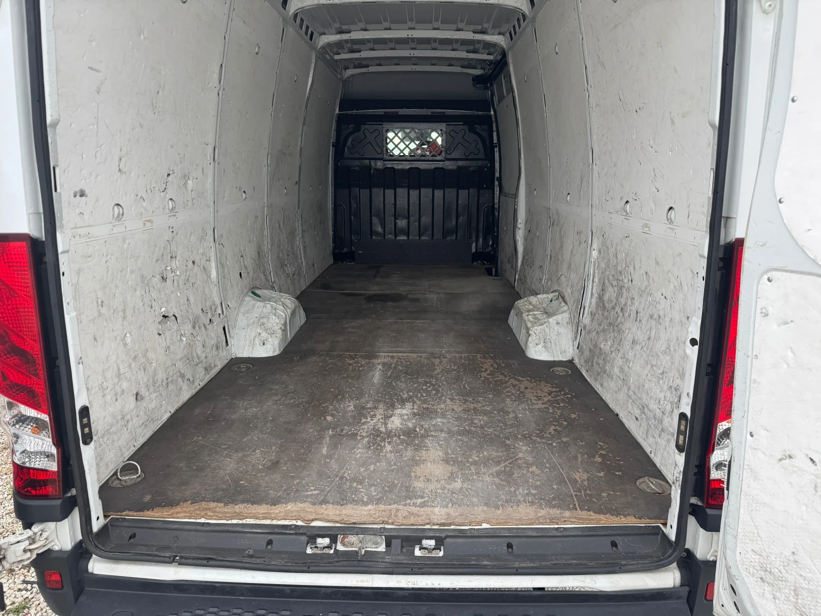 Iveco 35c15 ЛИЗИНГ 8g tronik - изображение 10