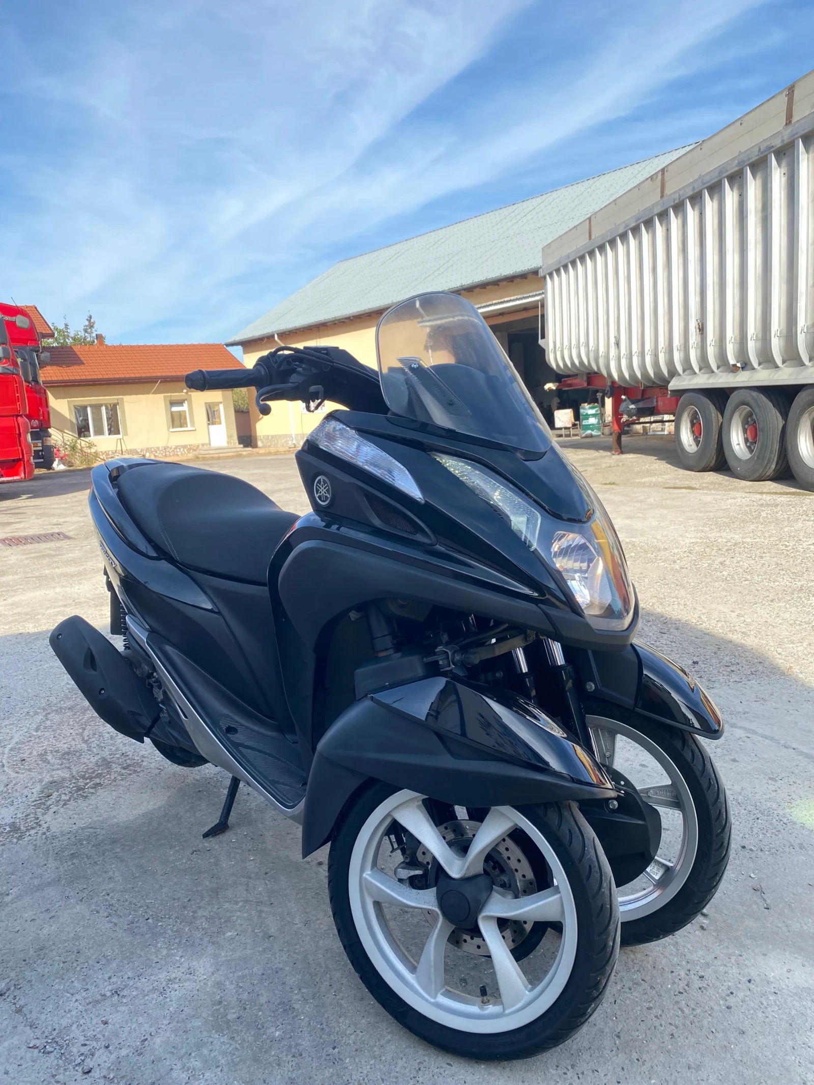 Yamaha Tricity 125i- Регистриран! - изображение 7