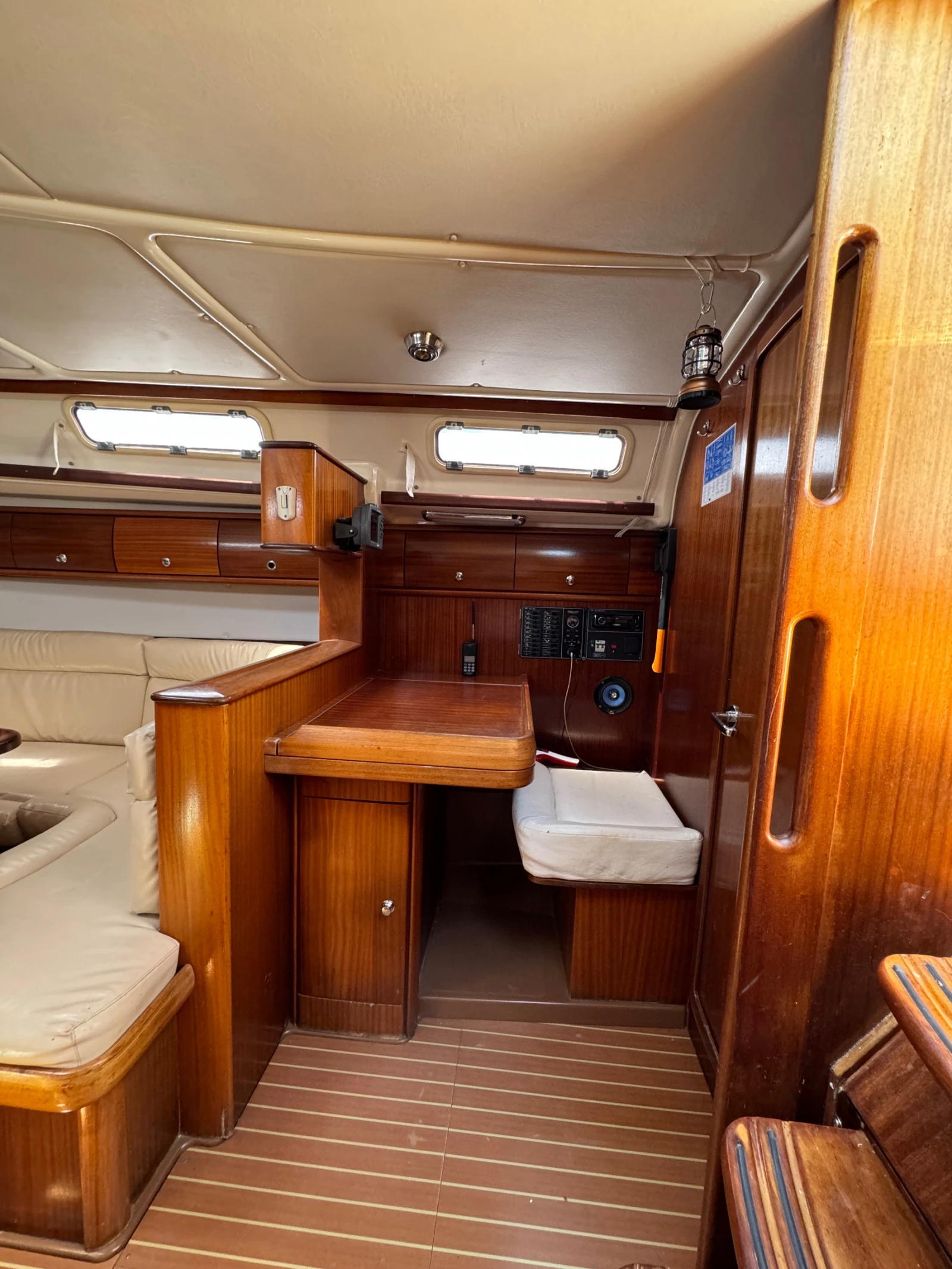   Bavaria Bavaria 44 | Mobile.bg   12