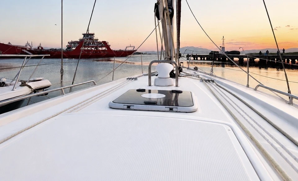 Ветроходна лодка Bavaria Bavaria 44, снимка 4 - Воден транспорт - 54768297