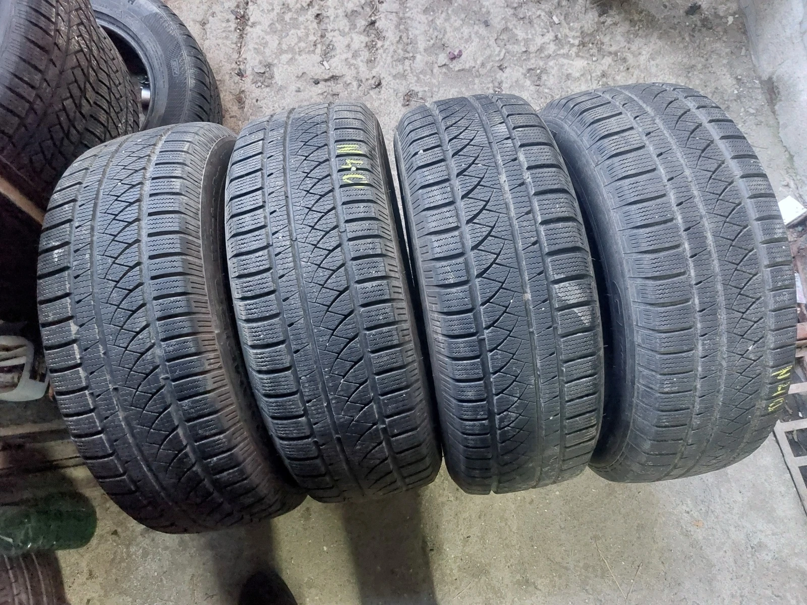 ���� 225/60R17 | Mobile.bg � ����������� 1