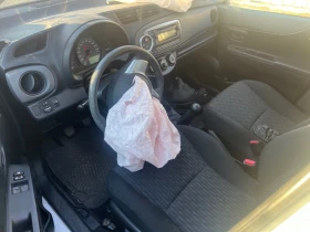 Toyota Yaris 1.0i, снимка 5