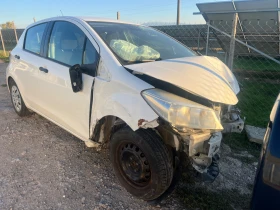 Toyota Yaris 1.0i, снимка 4