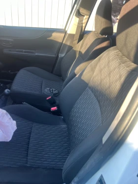 Toyota Yaris 1.0i, снимка 9