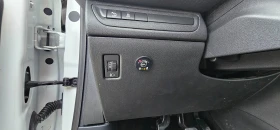 Peugeot 208 1.2 GPL ТОП, снимка 15
