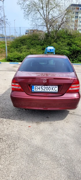 Mercedes-Benz C 180, снимка 7