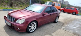 Mercedes-Benz C 180, снимка 9