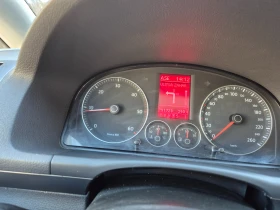 VW Touran 1.9TDI- TOP  - 13000 лв. / 6646.79 € - 64407839 7