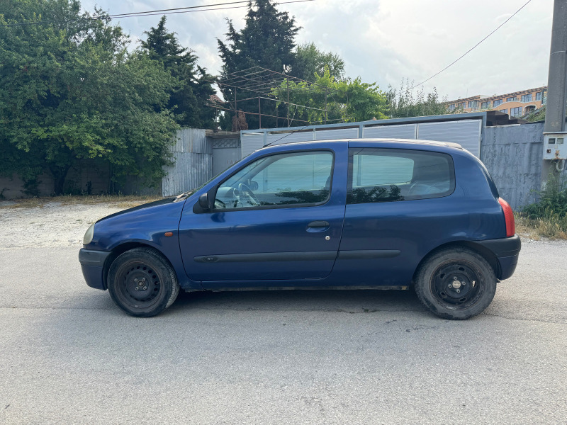 Renault Clio, снимка 8 - Автомобили и джипове - 46190171