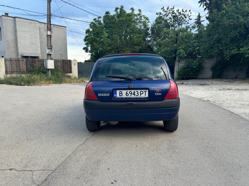 Renault Clio, снимка 6 - Автомобили и джипове - 46190171
