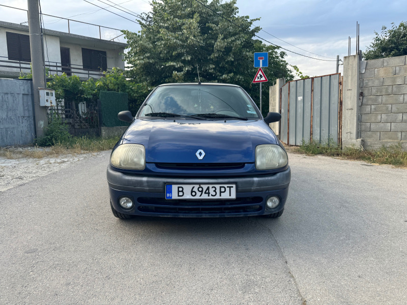 Renault Clio, снимка 2 - Автомобили и джипове - 46190171