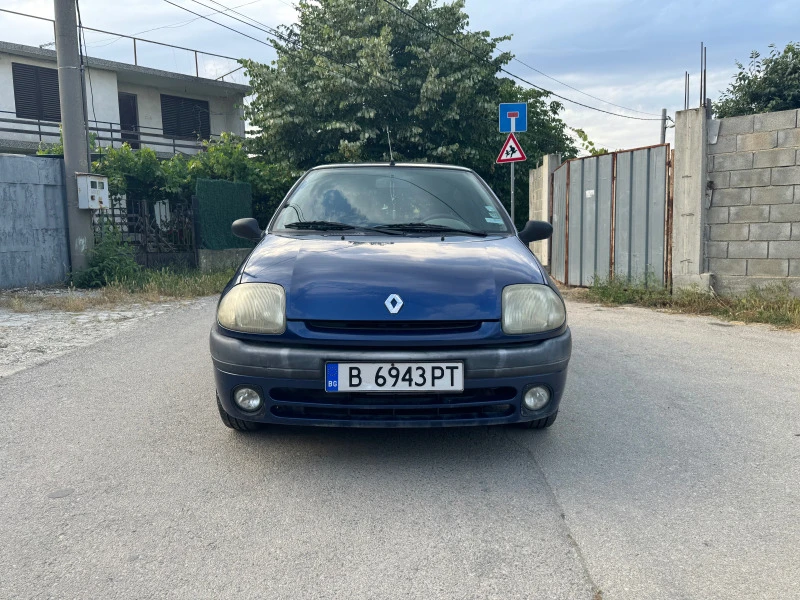 Renault Clio, снимка 2 - Автомобили и джипове - 47416173