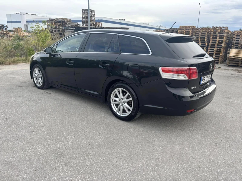 Toyota Avensis 2.2---150 к.с, снимка 3 - Автомобили и джипове - 47309469