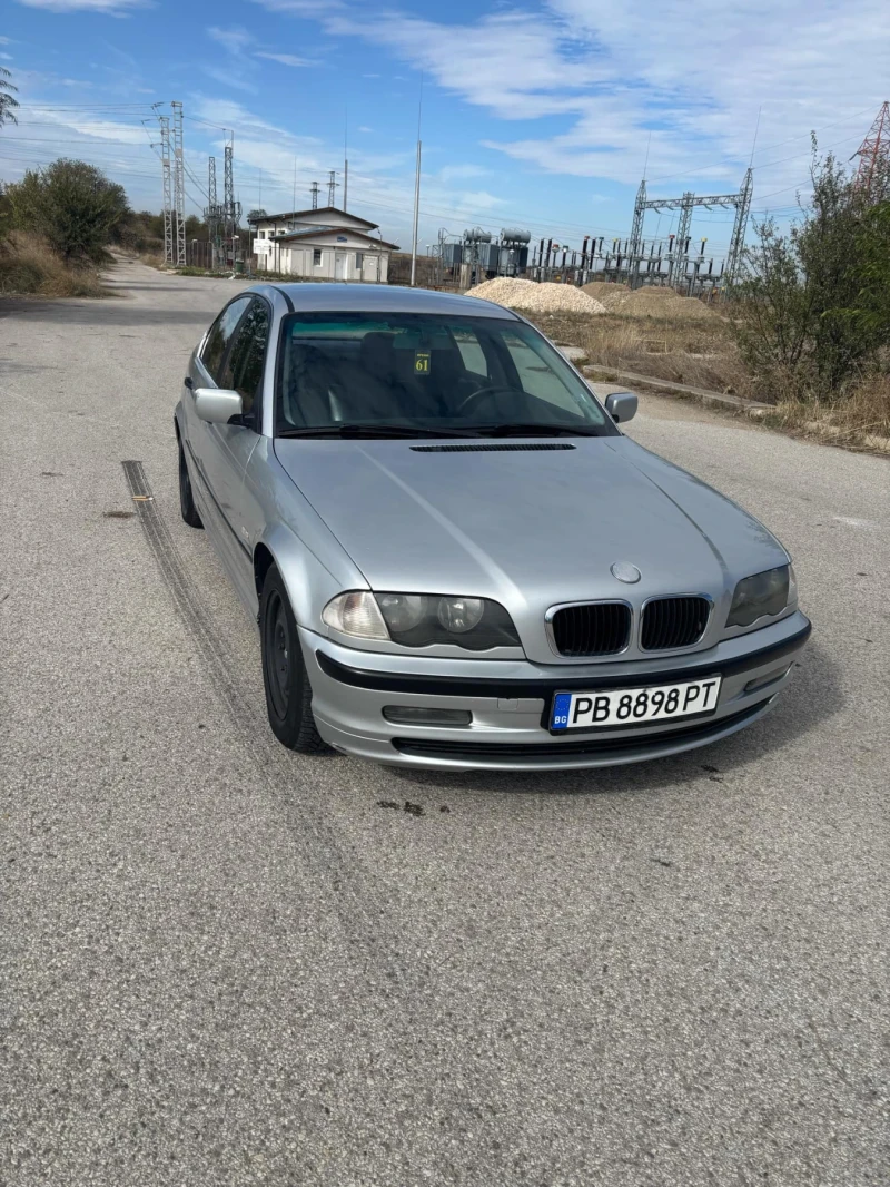 BMW 320, снимка 4 - Автомобили и джипове - 48300289