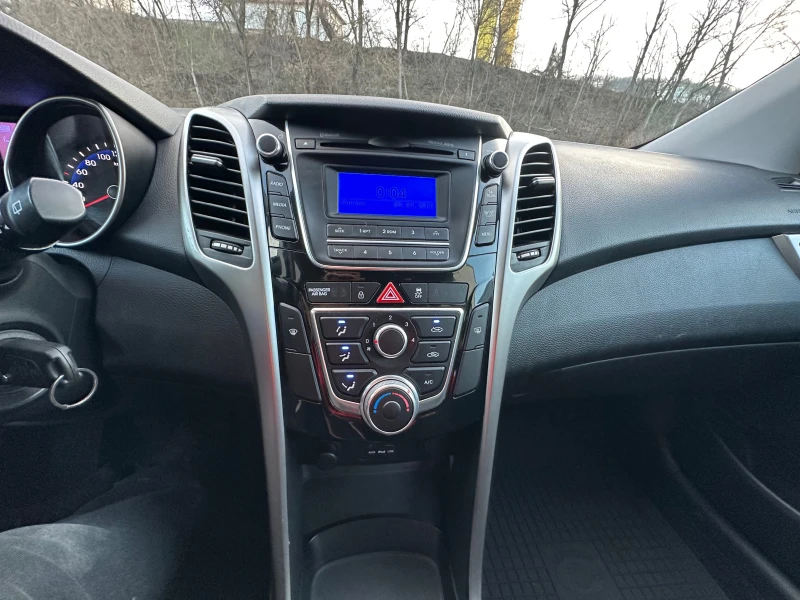 Hyundai I30 DIZEL* LED* TOP* 081890KM, снимка 13 - Автомобили и джипове - 48868732