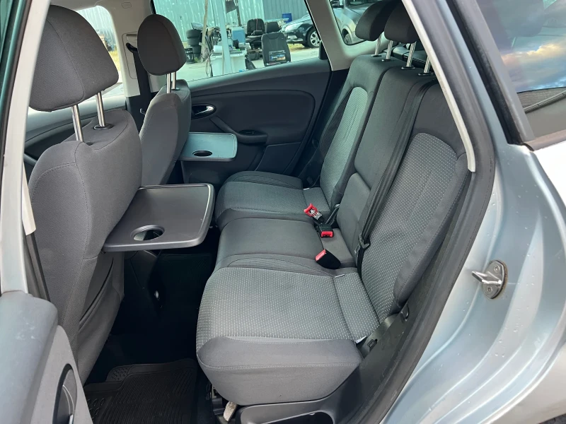 Seat Altea XL 1.9TDI-105к.с./ Автопилот/Мулти-волан/ ИТАЛИЯ, снимка 12 - Автомобили и джипове - 50364060