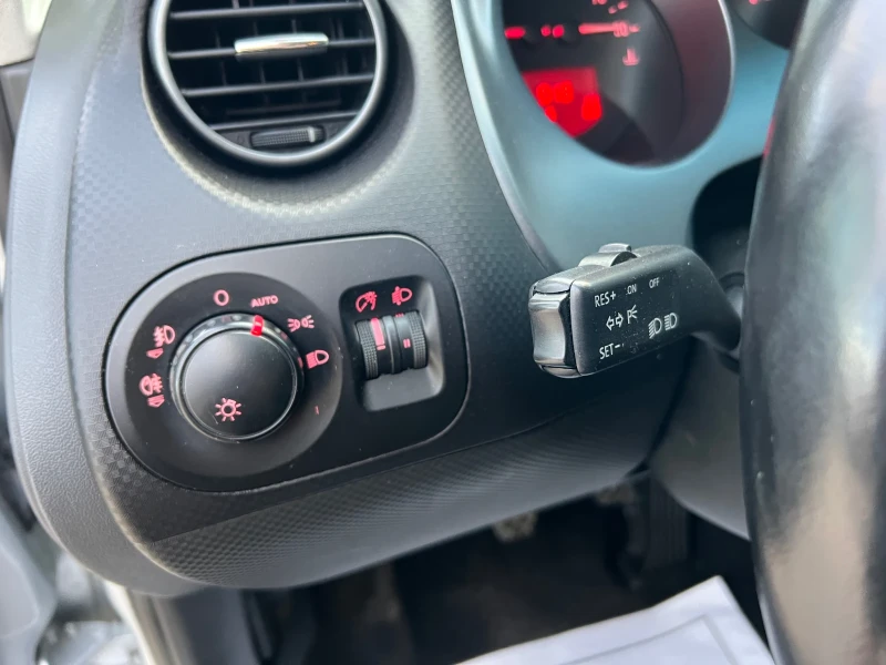 Seat Altea XL 1.9TDI-105к.с./ Автопилот/Мулти-волан/ ИТАЛИЯ, снимка 16 - Автомобили и джипове - 50364060