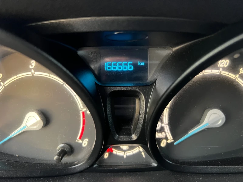 Ford Courier 1.5tdci-Клима, снимка 11 - Автомобили и джипове - 52266964