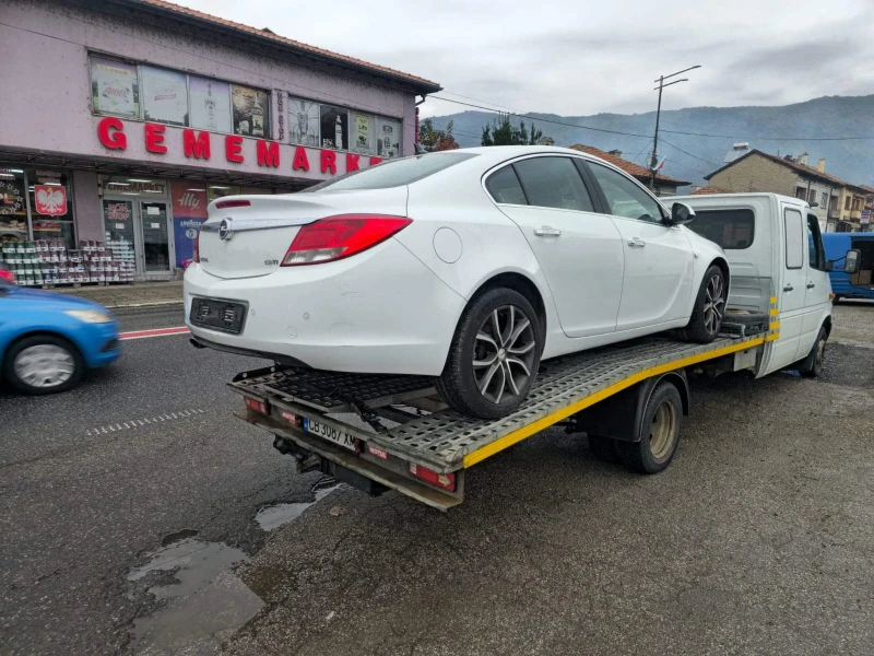 Opel Insignia 2.0CDTI 160к.с, снимка 13 - Автомобили и джипове - 52412552