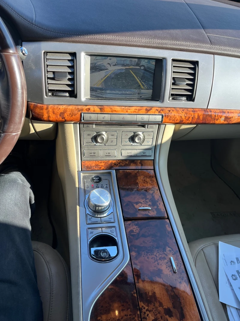 Jaguar Xf 3.0 v6 full, снимка 11 - Автомобили и джипове - 52883326