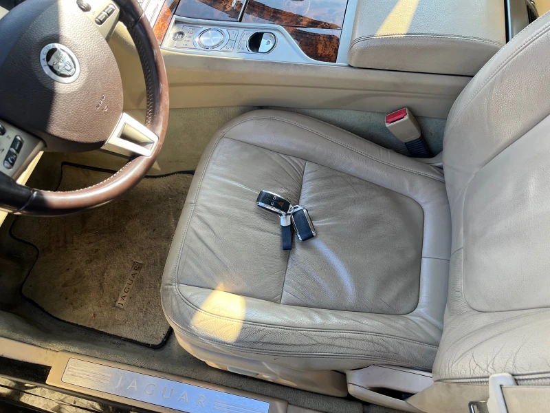 Jaguar Xf 3.0 v6 full, снимка 9 - Автомобили и джипове - 52883326