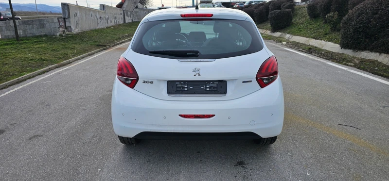 Peugeot 208 1.2 GPL ТОП, снимка 6 - Автомобили и джипове - 53509798