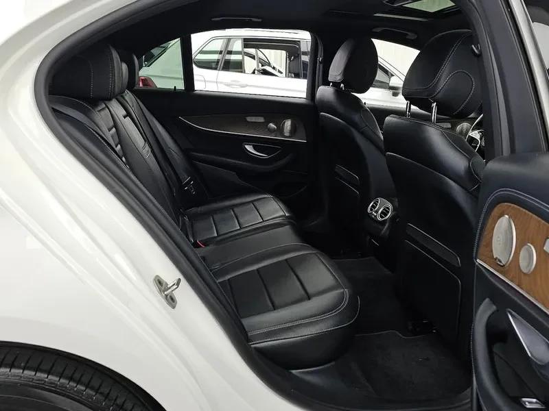 Mercedes-Benz E 220 CDI Avantgarde - САМО 30% АВАНС!, снимка 12 - Автомобили и джипове - 55441744