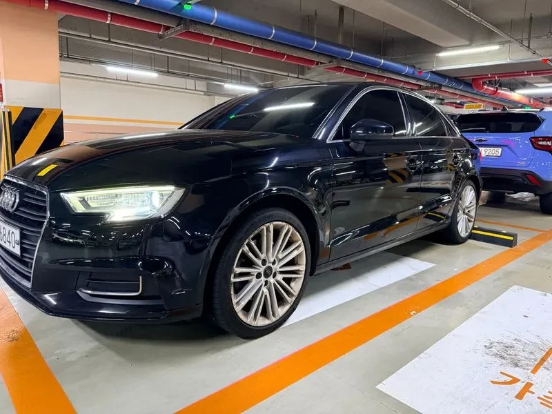 Audi A3 40 Tfsi 8V, снимка 15 - Автомобили и джипове - 56111634