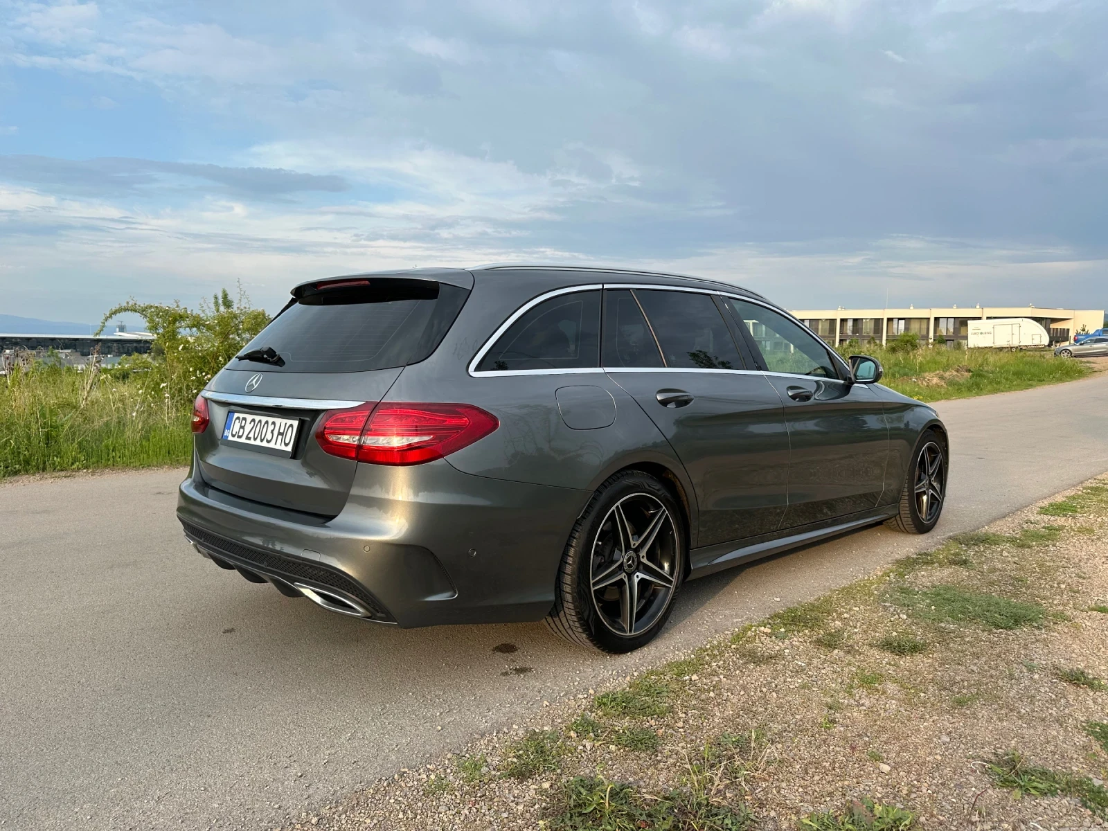 Mercedes-Benz C 200 9G/ПОДГРЕВ/AMG/AMBIENT/BLIND SPOT/KEYLESS/КАМЕРА - изображение 5