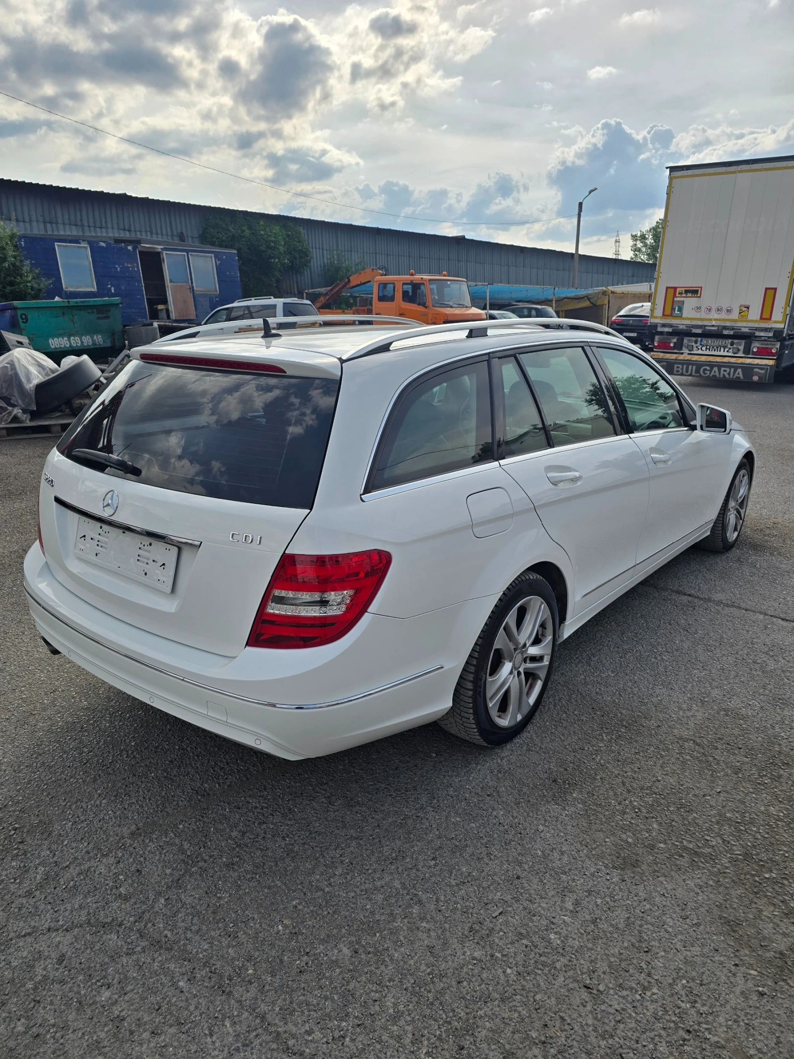 Mercedes-Benz C 220  - изображение 7