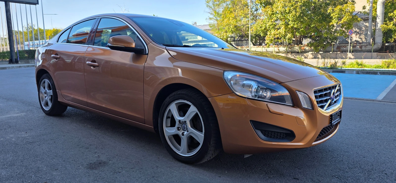 Volvo S60 2.0T//AVTOMAT//SWISS, снимка 2 - Автомобили и джипове - 56191807