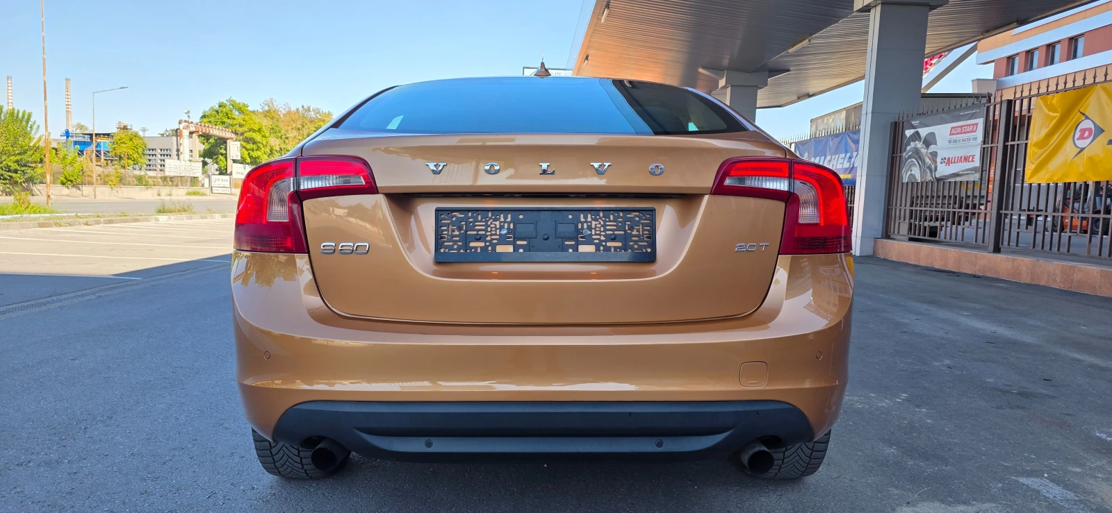 Volvo S60 2.0T//AVTOMAT//SWISS, снимка 5 - Автомобили и джипове - 56191807