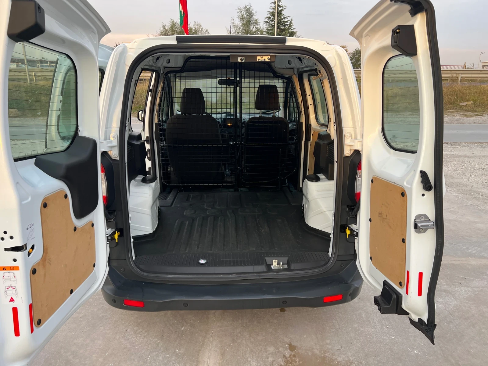 Ford Courier 1.5tdci-Клима - изображение 7