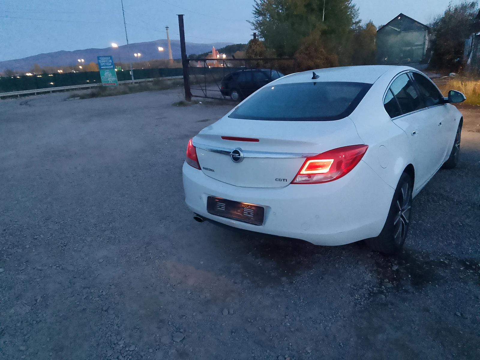 Opel Insignia 2.0CDTI 160к.с - изображение 10