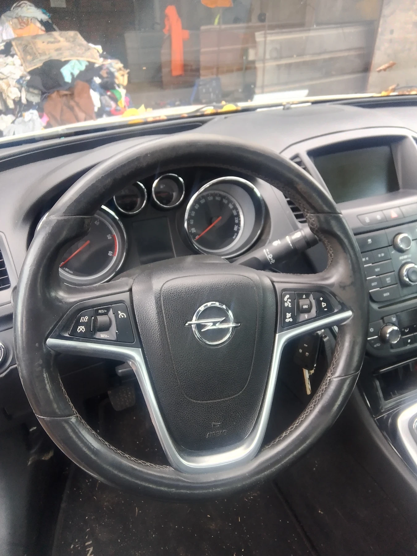 Opel Insignia 2.0CDTI 160к.с - изображение 8