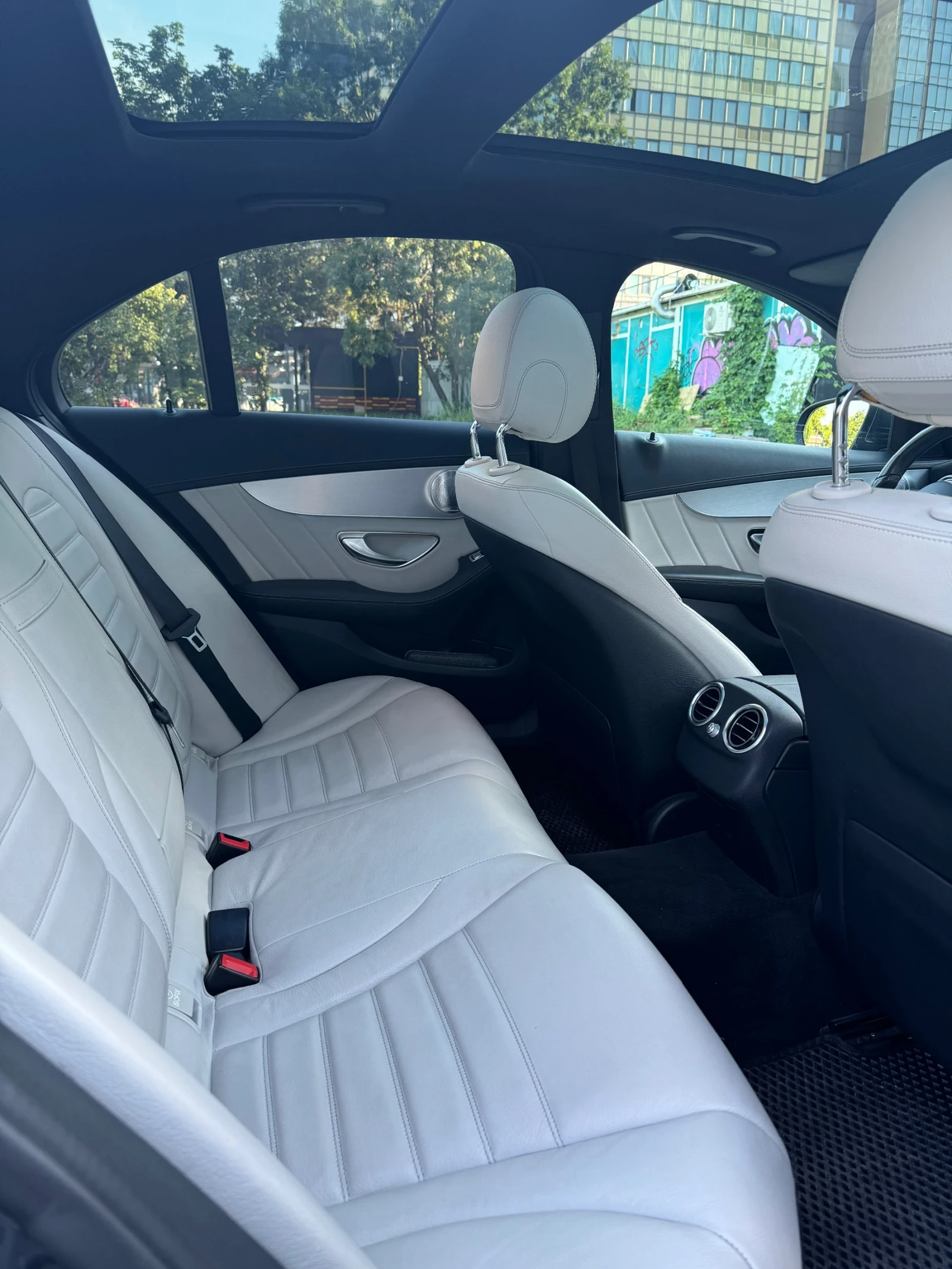 Mercedes-Benz C 220  - изображение 7