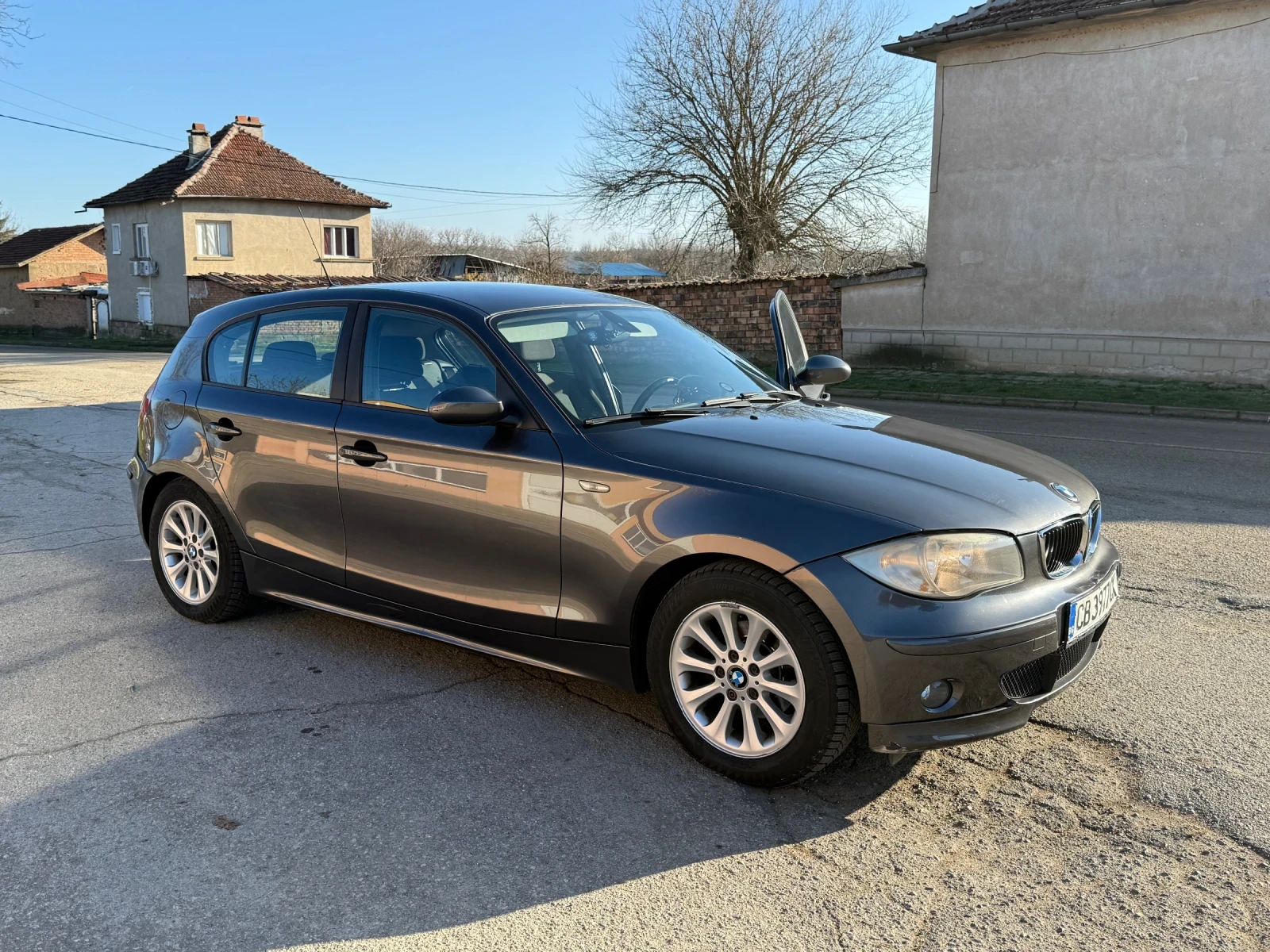 BMW 120  - изображение 7