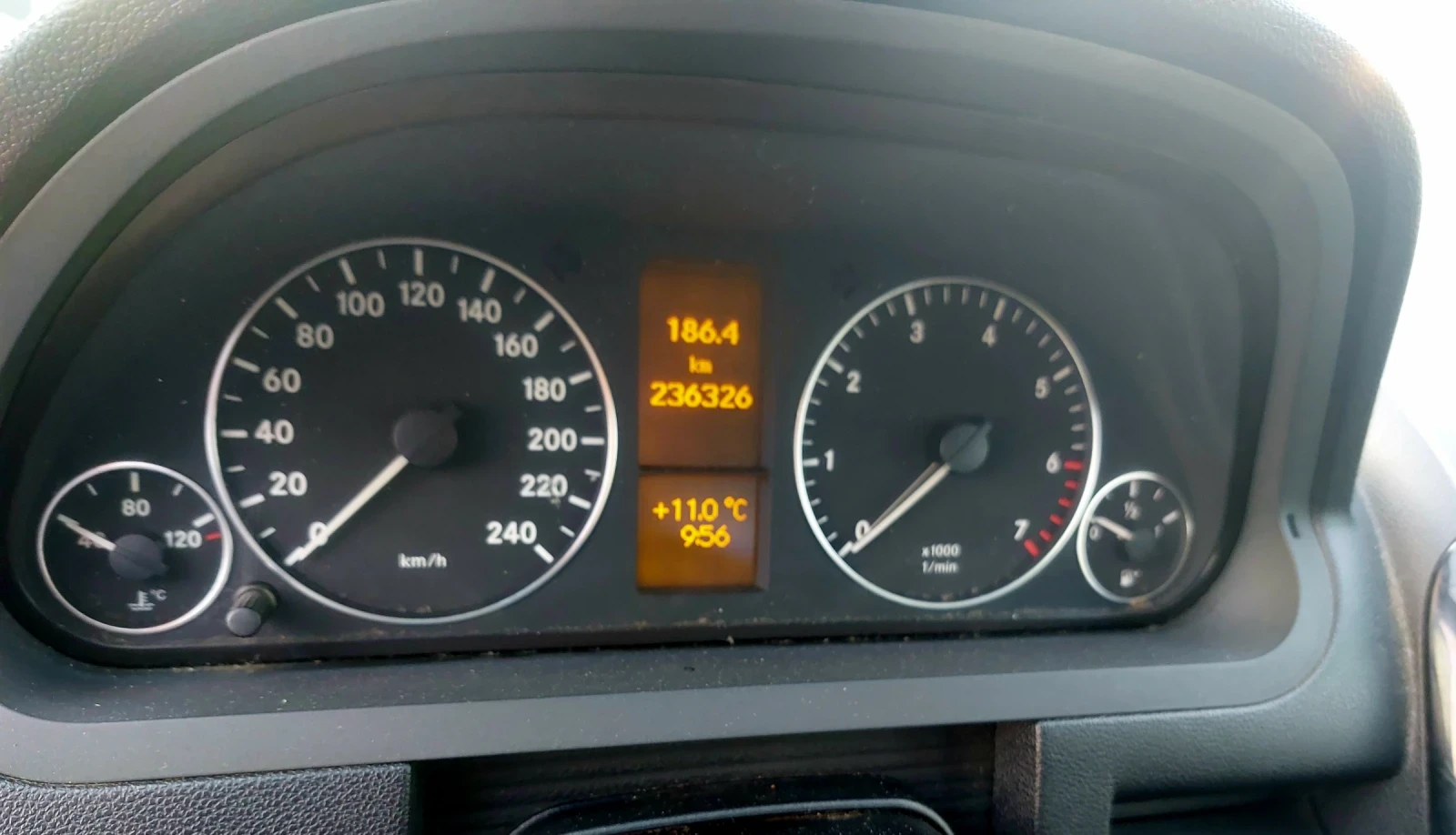 Mercedes-Benz A 160 ��� | Mobile.bg � ����������� 13