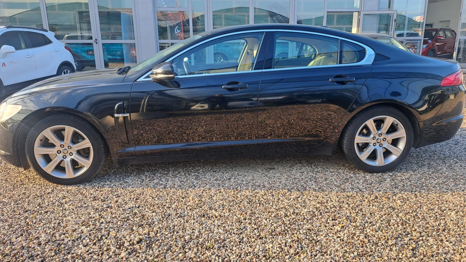 Jaguar Xf 3.0 v6 full | Mobile.bg � ����������� 17