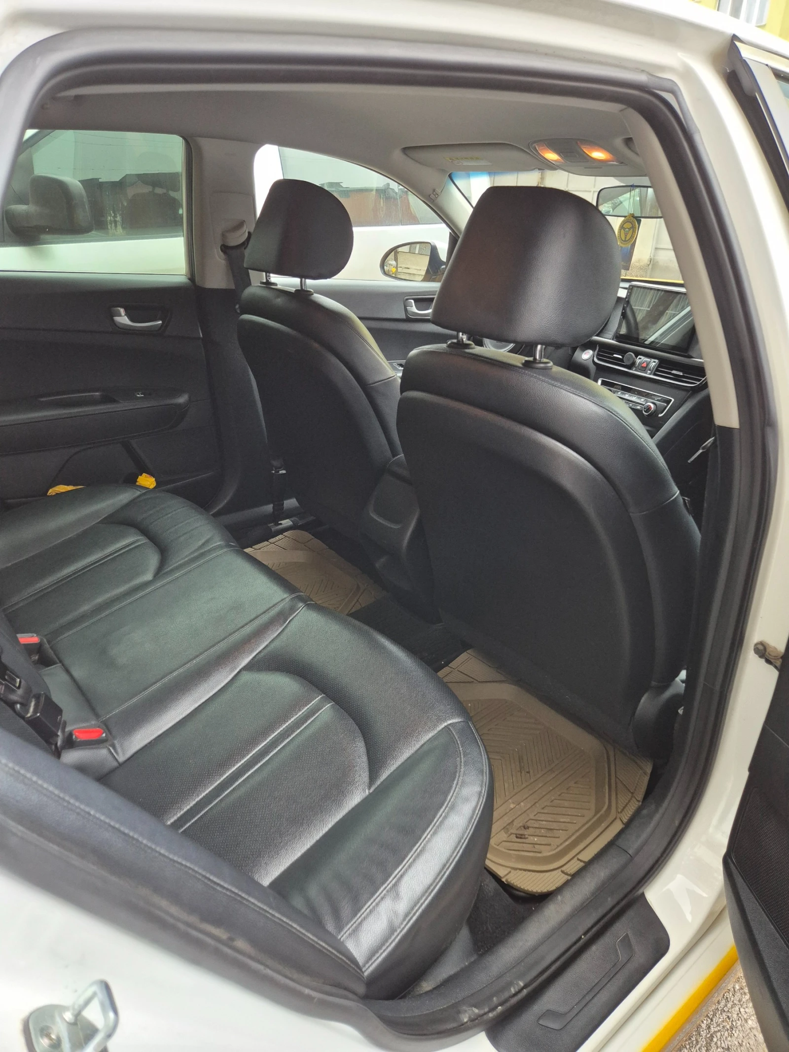 Kia K5  - изображение 7