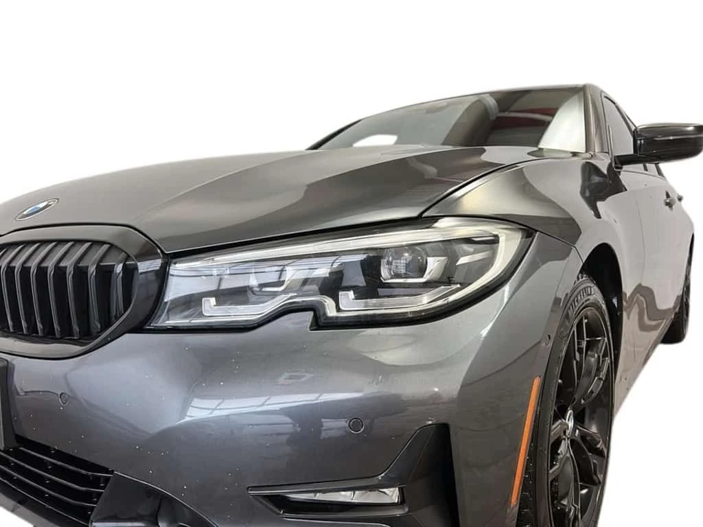 BMW 330 * 330i xDrive PREMIEUM PACKAGE * CARFAX * ЦЕНА ДО  - изображение 3